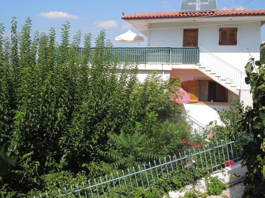 Petros House 1 Daire Anabolu Dış mekan fotoğraf